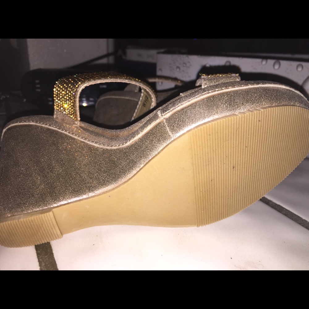 Champagne colored shoes! New! Final Price‼️ - Picture 8 of 8